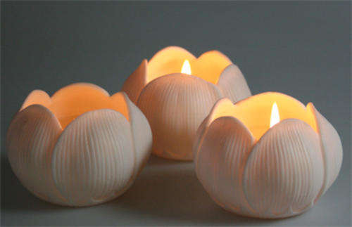 Luna Porcelain - box of 3 Flower Bud candles (from the Nature collection)
