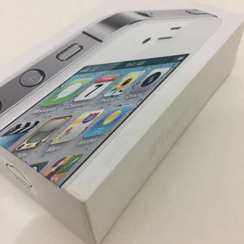 iPhone 4S Including Cable+ Box+ Earphones