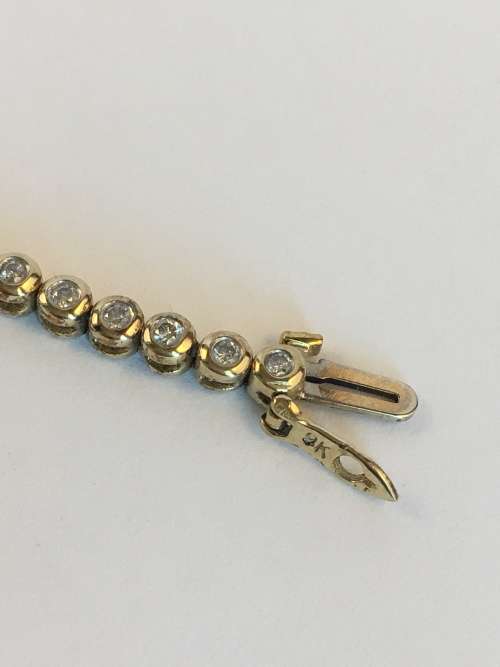 9kt Yellow Gold Ladies Diamond Tennis Bracelet 1.12 cts