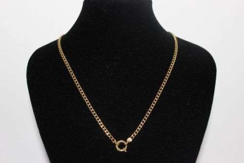 Stunning 9ct Yellow Gold Ladies Necklace