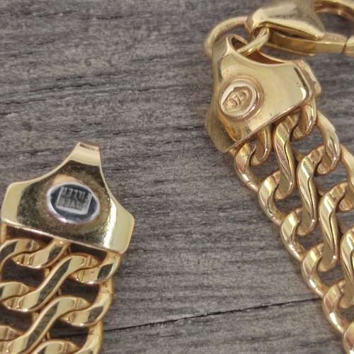 Beautiful Ladies Gold Bracelet