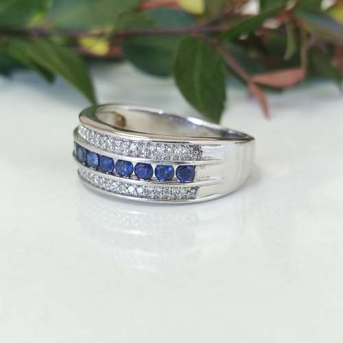 Blue Sapphire and Diamonds Ring #1036