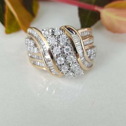 Bargain Diamonds Ring #1072