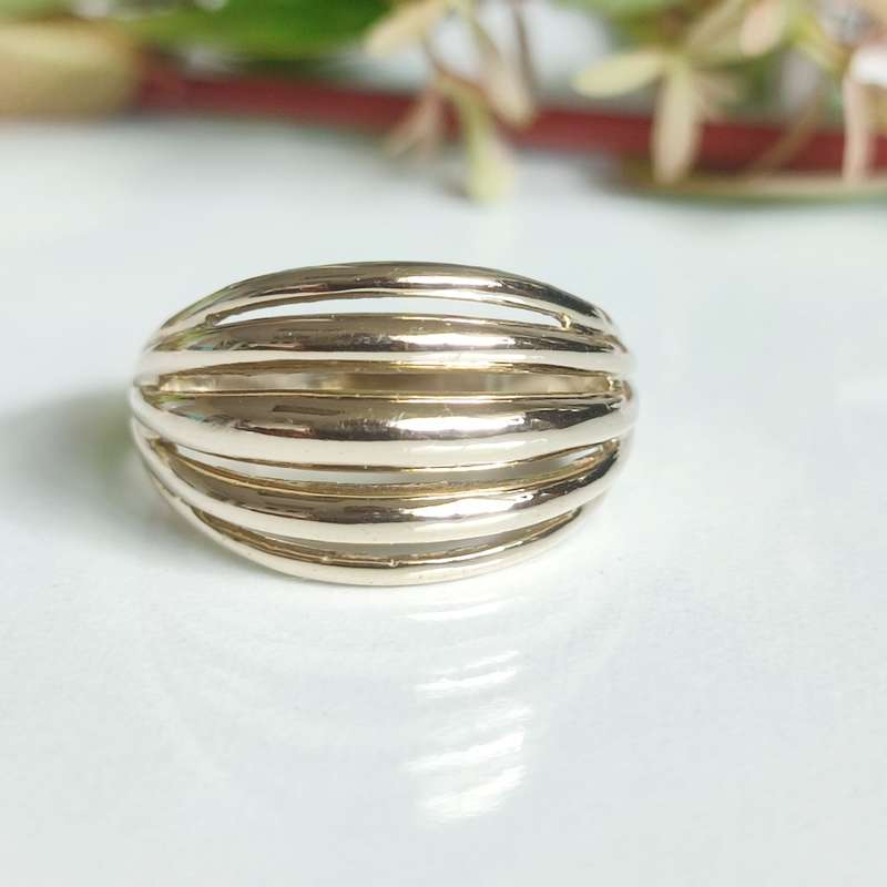 Beautiful Yellow Gold Ladies Ring #1142