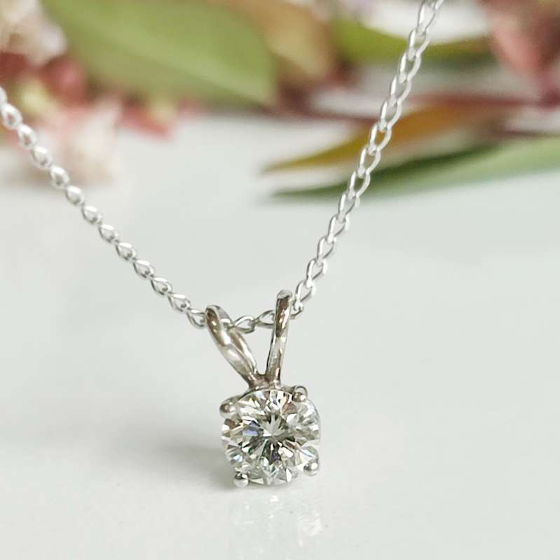 ## Gorgeous White Gold Diamond Necklace #1153