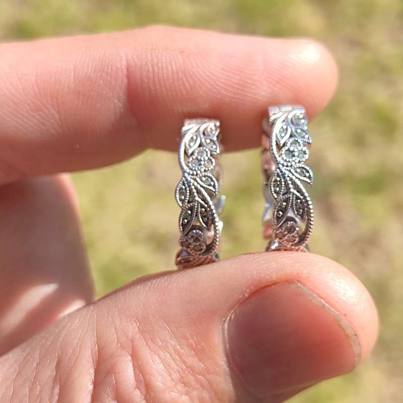 Gorgeous White Gold & Diamond Earrings Set #cc004
