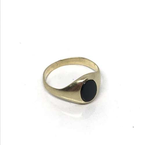 9ct Yellow Gold Onyx Ring