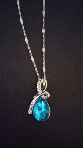 SILVER PLATED VERY FINE NECKLACE WITH BLUE CRYSTAL TEAR AND BLUE RHINESTONES