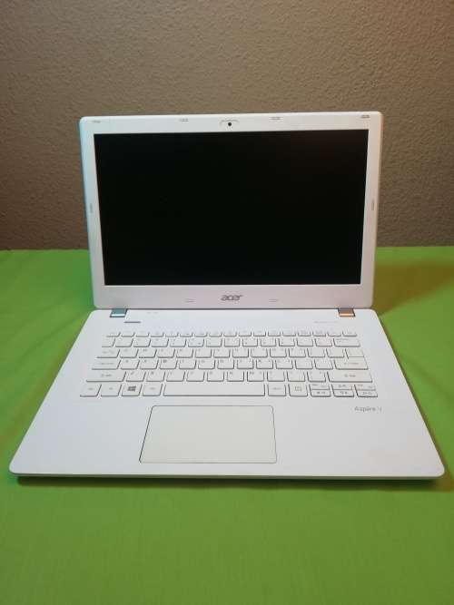 Acer Aspire V3-372-52T5 13.0" Core i5 Notebook