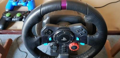 Logitech G29 Steering Wheel, pedals and modded Gear shifter.