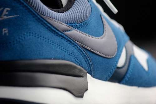 Original Mens Nike Air Odyssey 652989-402 - UK 9 (SA 9)