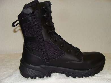 Original Mens Jeep Apache - UK 10 (SA 10) Leather Upper - Mesh Lining