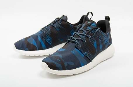 Original Mens Nike Roshe One Print 655206-404 - UK 11 (SA 11)