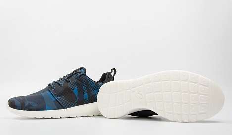 Original Mens Nike Roshe One Print 655206-404 - UK 11 (SA 11)
