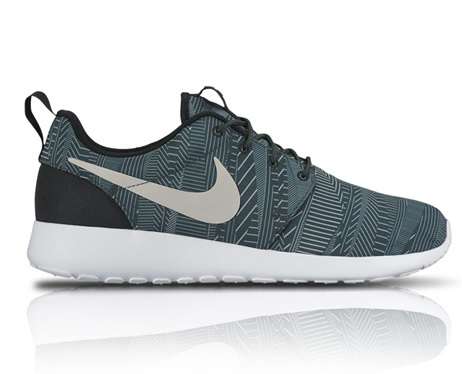 Original Mens Nike Roshe One Print 655206-301 - UK 11 (SA 11)