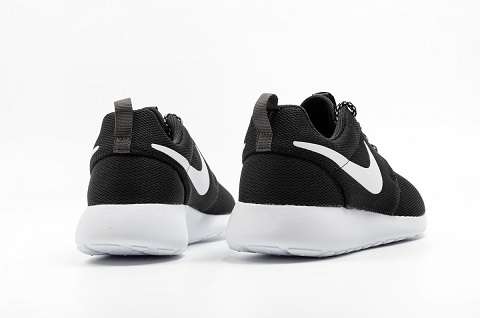 Original Ladies Nike Roshe One 844994-002 - UK 6 (SA 6)