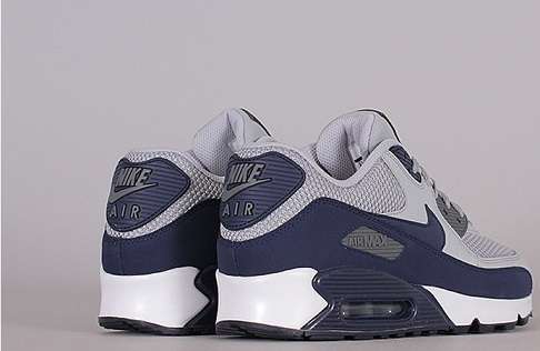 Original Mens Nike Air Max 90 Essential- 537384-064 - UK 8.5 (SA 8.5)