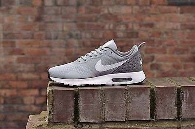 Original Mens Nike Air Max Tavas - 705149-007 - UK 9.5 (SA 9.5)
