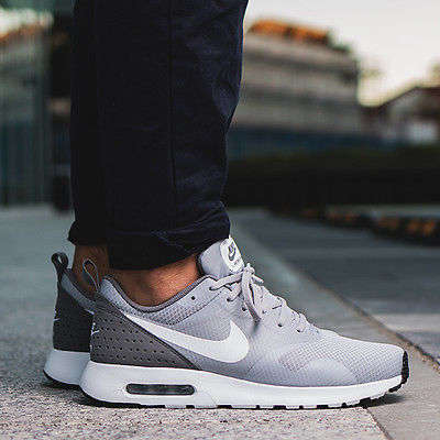 Original Mens Nike Air Max Tavas - 705149-007 - UK 9.5 (SA 9.5)