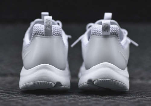 Original Mens Nike Darwin - 819803-111 - UK 10 (SA 10)