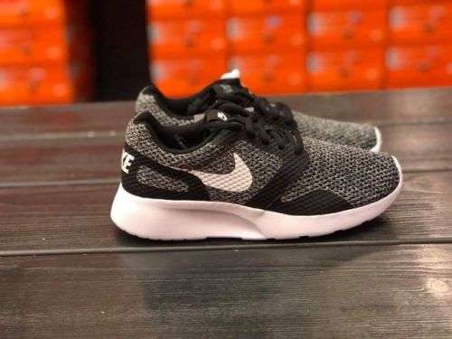 Original Ladies Nike Kaishi NS - 747495-004 - UK 7.5 (SA 7.5)