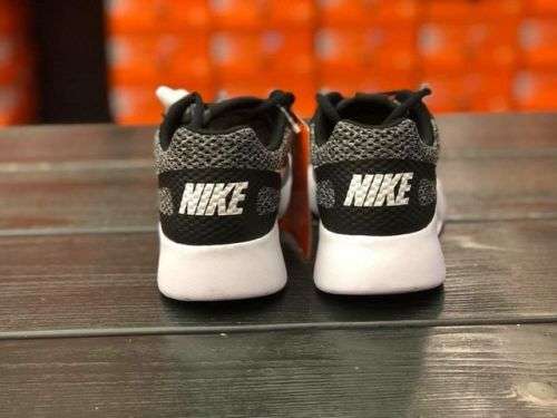 Original Ladies Nike Kaishi NS - 747495-004 - UK 7.5 (SA 7.5)