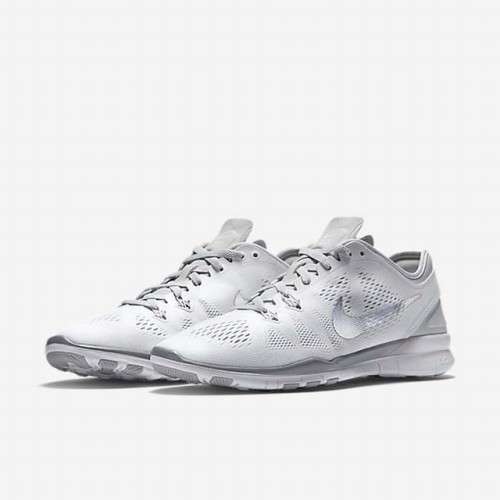 Original Ladies Nike Free 5.0 TR FIT 5 - 704674-100 - UK 5 (SA 5)