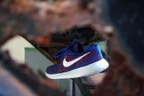Original Ladies Nike Roshe One Flyknit - 704927-404 - UK 5 (SA 5)
