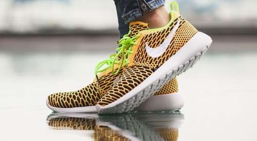Original Ladies Nike Roshe One Flyknit - 704927-702 - UK 3 (SA 3)
