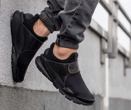 Original Mens Nike SOCK DART KJCRD - 819686-001 - UK 11 (SA 11)