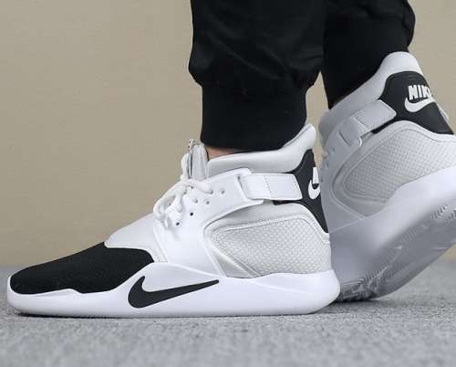 Original Mens Nike Incursion Mid - 917541-004 - UK 10.5 (SA 10.5)