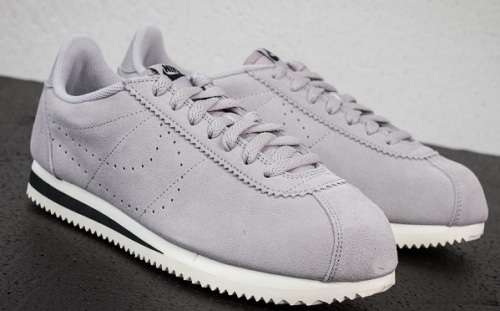 Original Mens Nike CLASSIC CORTEZ SUEDE - AA3108-001 - ***SEE AVAILABLE SIZES IN AD***