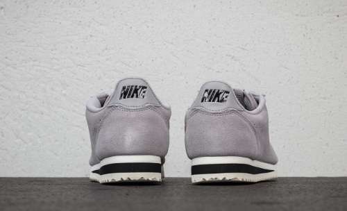 Original Mens Nike CLASSIC CORTEZ SUEDE - AA3108-001 - ***SEE AVAILABLE SIZES IN AD***