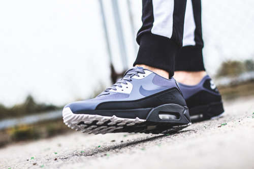 Original Mens Nike AIR MAX 90 ULTRA 2.0 ESSENTIAL - 875695-012 - UK 11 (SA 11)