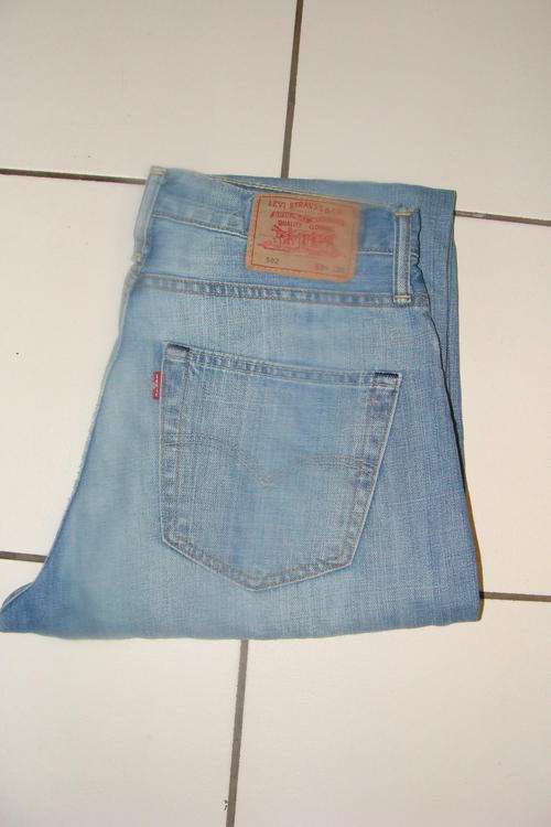 Authentic Levi Strauss 582 W32 L32