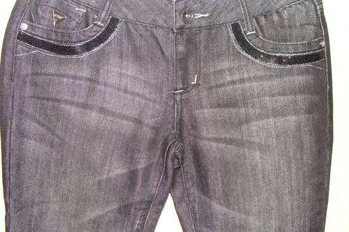 Authentic Guess Premium -  Guess 28(SA 32) L32 Retails for R1399