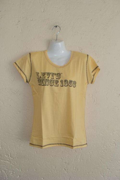 Ladies Levi's T Shirt Medium