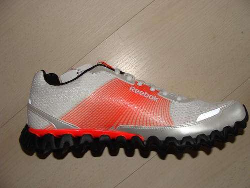Original Mens Reebok ZIGNANO BURN UK 9