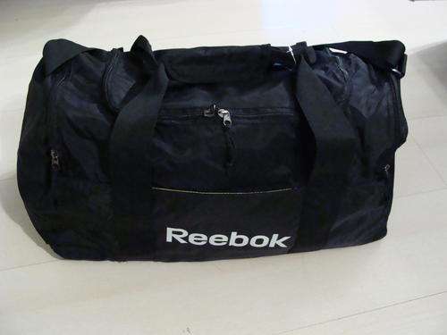Reebok Essential Medium Grip Sports Bag