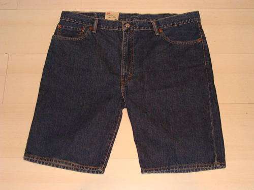Mens Levi's Regular 505 Shorts 36W Retails for R399