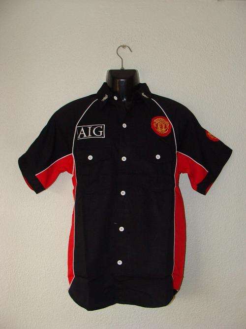 Mens Manchester United Short Sleeve Shirt - Medium