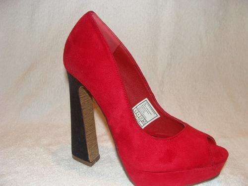 Original Ladies Levi's Moonstone - UK 5 (SA 5)