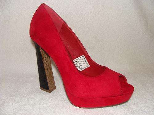 Original Ladies Levi's Moonstone - UK 6 (SA 6)