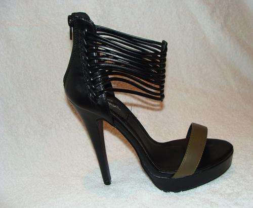 Original Ladies Levi's Evelyn - (Black) UK 6 (SA 6)