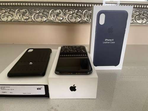 ## iPhone X64 GB - Space Grey## - condition 9/10 with 3 x apple leather cases + 2 x mont blanc cases
