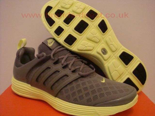 NIKE LUNAR REJUVEN8 LOW+ RUNNING TRAINERS - UK 9
