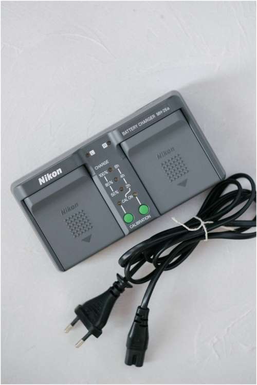 Nikon MH-26a Dual Battery Charger