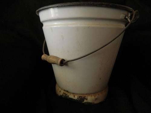 Wooden Handele Old Enamel Bucket