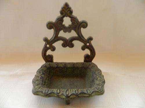 Pretty Soap Dish
