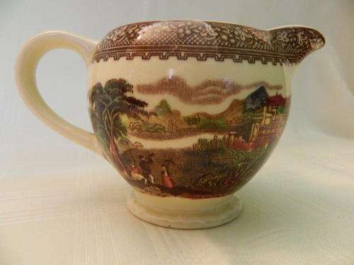 Mint condition - ROYAL STAFFORDSHIRE "Jenny Lind 1795"